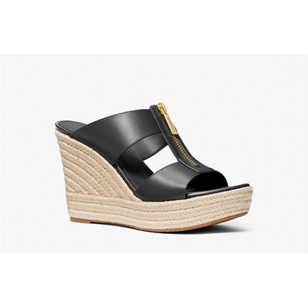 Michael Kors Bradley Leather Wedge Black Sandal EUC Size 7